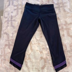 Lululemon leggings size 4